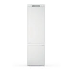 Hotpoint HTC20 T322 UK White Integrated Total No Frost 70/30 Fridge Freezer with Bottle Rack - Grade M - Peterborough Stock