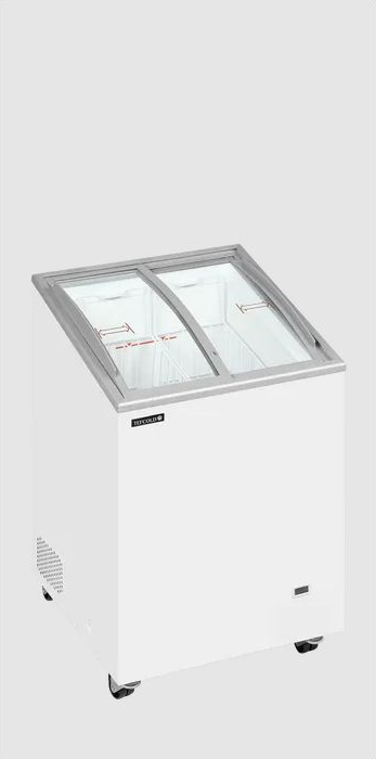 Commercial chest freezer